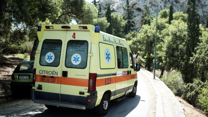 83χρονος παρασύρθηκε από το αυτοκίνητό του και σκοτώθηκε