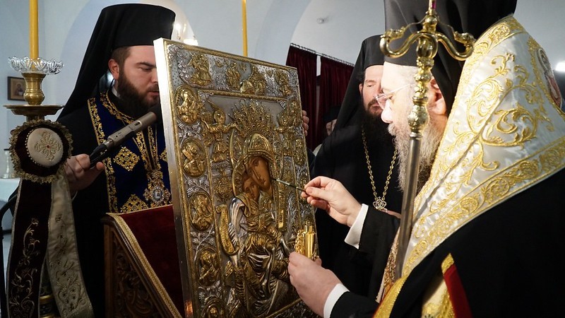 Με λαμπρότητα εγκαινιάστηκε ο Ι.Ν.Αγίου Οικουμένιου