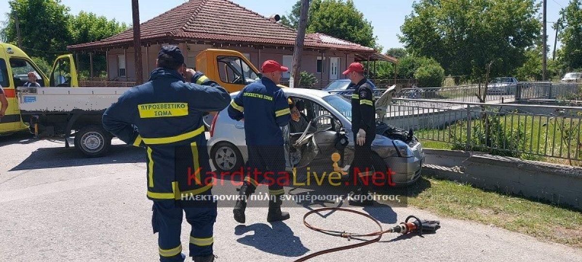 Σύγκρουση οχημάτων με δύο τραυματίες στον Άγιο Θεόδωρο