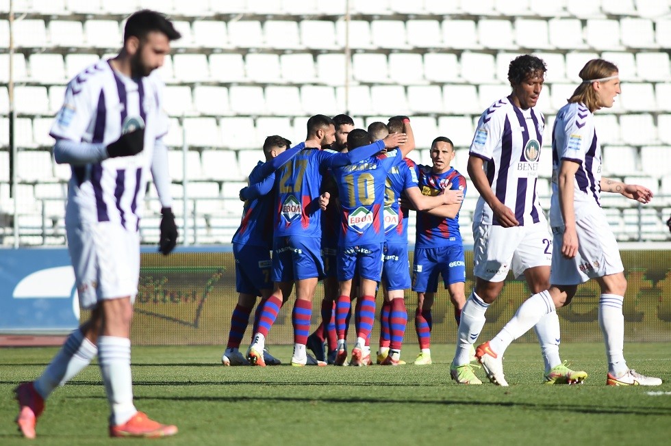 Ο Φαν Βέερτ "καθάρισε" για τον Βόλο (1-0)