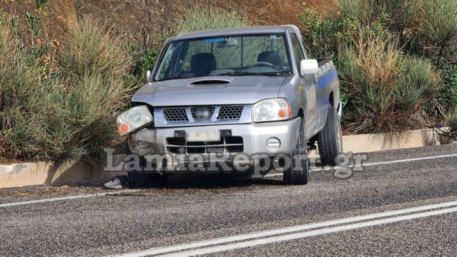 Εκτροπή αγροτικού οχήματος στις στροφές Δομοκού