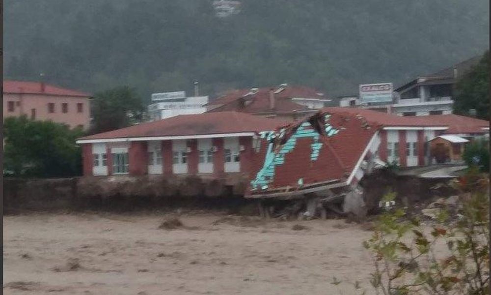 Σε εξέλιξη η επιχείρηση εντοπισμού της 43χρονης