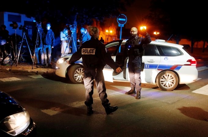 Παγκόσμιο σοκ για τον αποκεφαλισμό καθηγητή