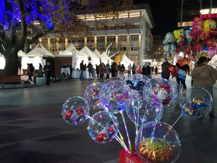 "Κερνάμε Λάρισα" σήμερα στην κεντρική πλατεία