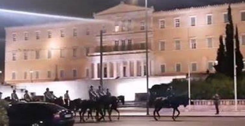 Χωρίς το ιππικό τελικά η παρέλαση της 25ης Μαρτίου