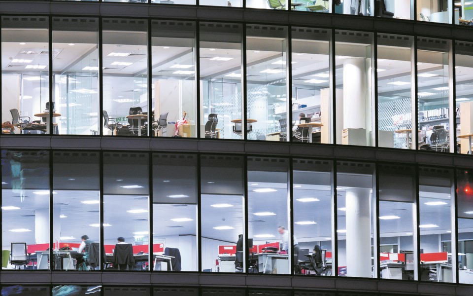 Φρένο στην αδήλωτη εργασία