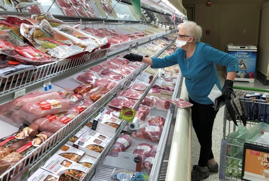 Προσπαθεί να "κρύψει" την φτώχεια της