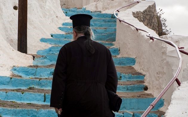 Στο σκαμνί εφοριακοί και ιερέας των Φαρσάλων