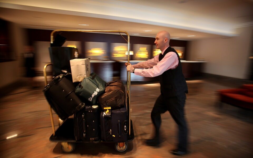 Η "μεγάλη παραίτηση" εργαζομένων α λα ελληνικά