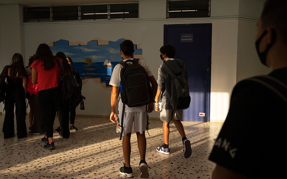 Υπαναχώρηση του υπ. Παιδείας για το μηχανογραφικό