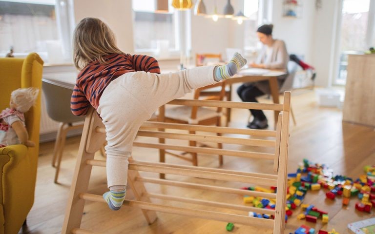 Στον δρόμο για τη Βουλή η συνεπιμέλεια