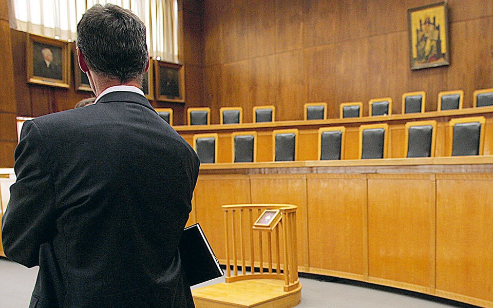 Τελεσίγραφο έξι μηνών σε "κόκκινους" δανειολήπτες