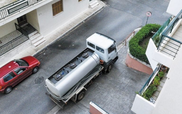 "Απειλή" για την τροφοδοσία της αγοράς καυσίμων