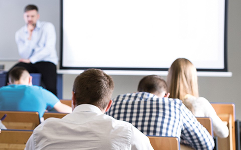 "Υπό εξέταση" 50 τμήματα των ΑΕΙ