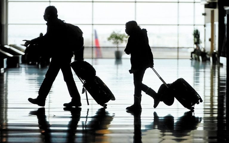 Το "ευρωδιαβατήριο" υγείας που θα ανοίγει όλες τις πόρτες