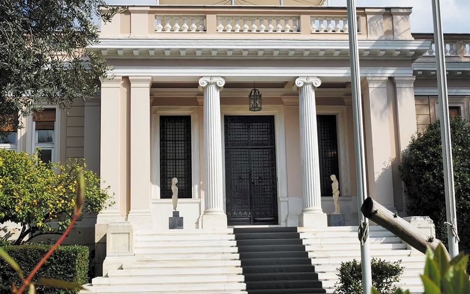 "Καυτό" το επόμενο δίμηνο για την κυβέρνηση