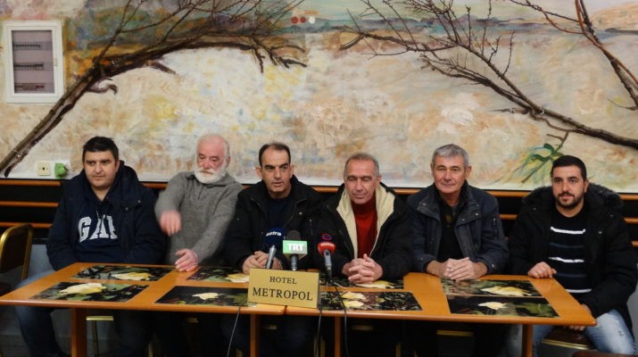Βγαίνουν τα τρακτέρ στα χωριά της Λάρισας