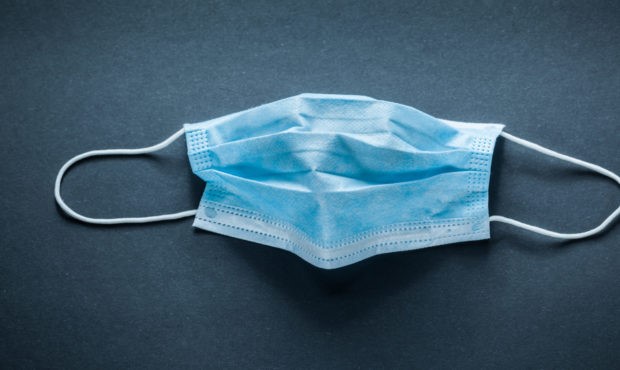 Με μάσκες επέστρεψαν οι καθηγητές στα σχολεία