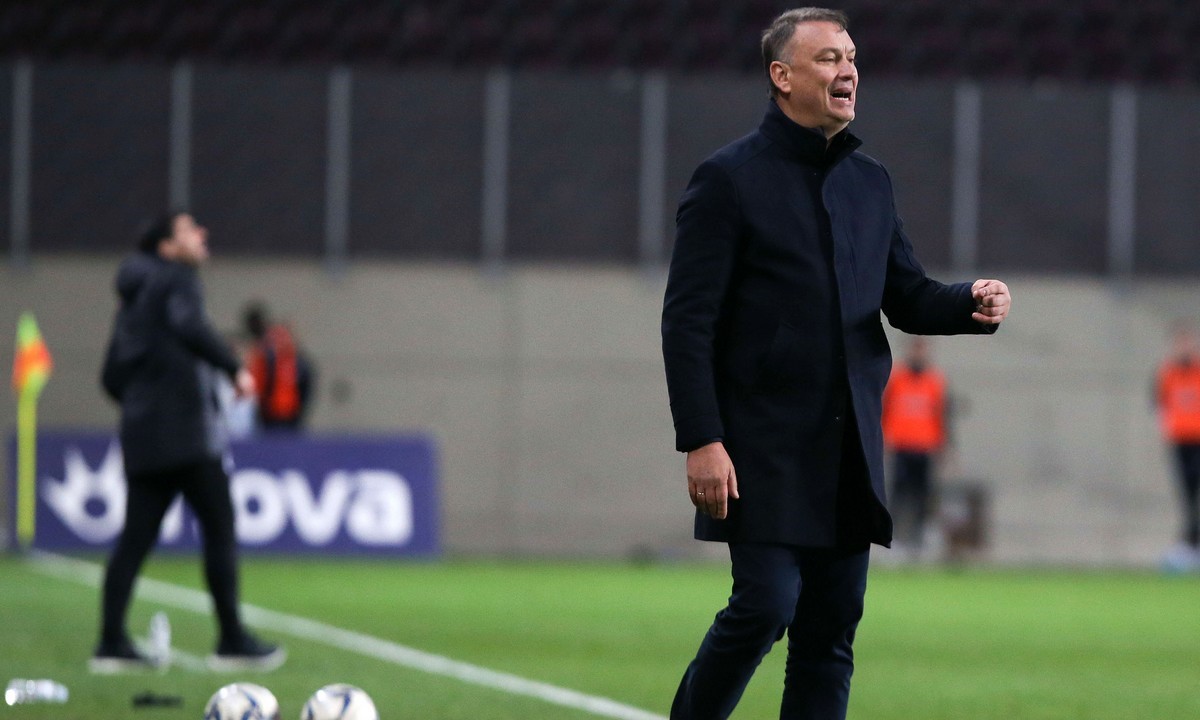 Γρηγορίου για ακόμη δύο χρόνια!