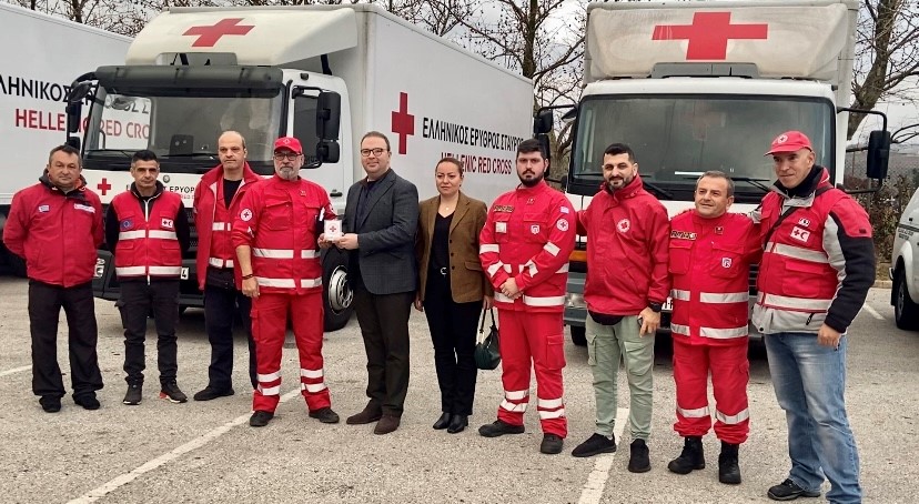Χειροκροτήματα για τον Ελληνικό Ερυθρό Σταυρό στην Τουρκία