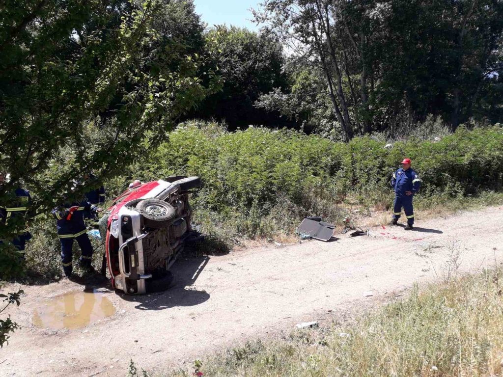 Σοβαρός τραυματισμός οδηγού σε τροχαίο 