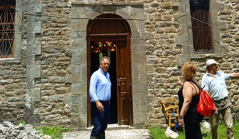 Αυτοψία Μιχαλάκη στις εργασίες συντήρησης της Ι.Μ.Αγ.Τριάδος