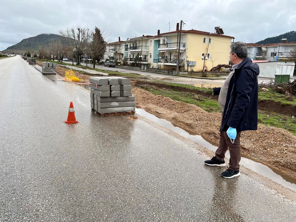 Σε εξέλιξη το έργο της ανάπλασης του περιφερειακού δρόμου 