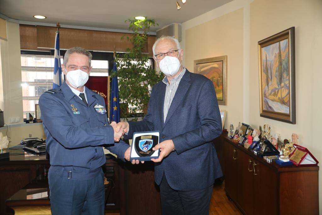 Στον Απ. Καλογιάννη ο νέος Αρχηγός ΤΑ Γ. Φασούλας