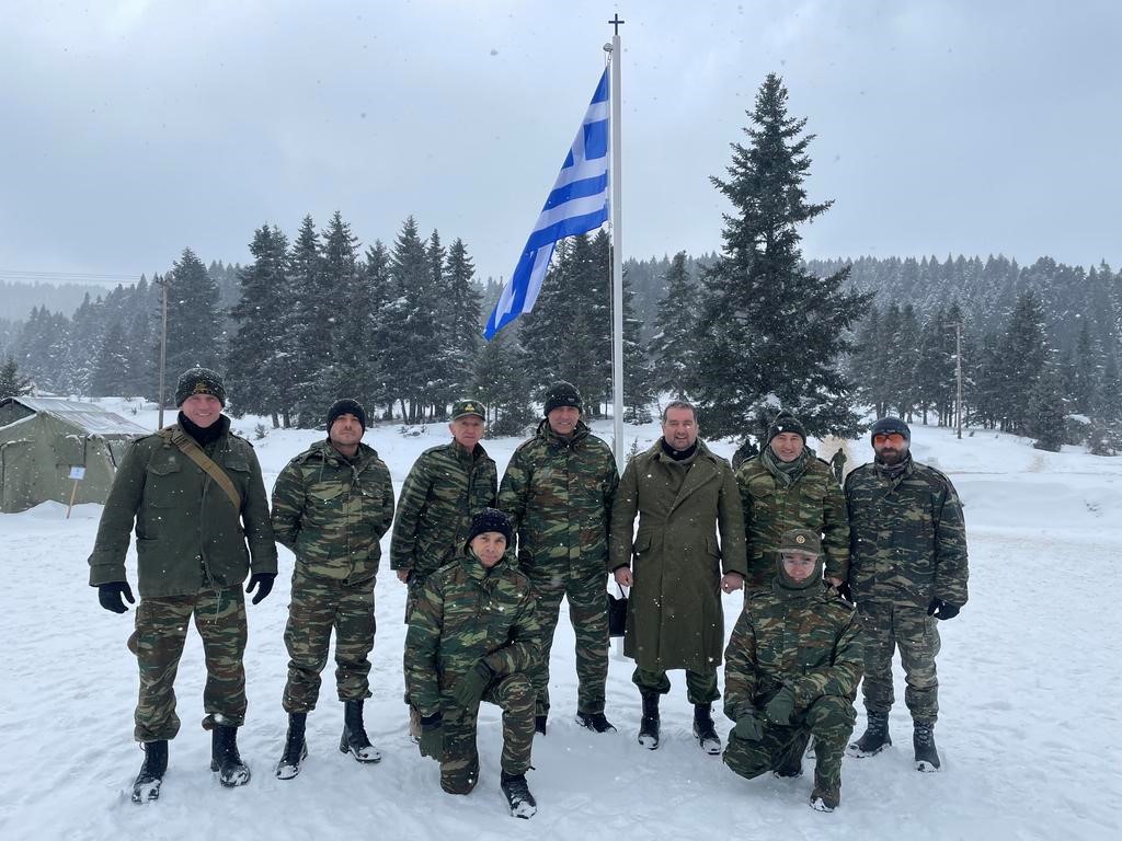 Έφεδροι Αξιωματικοί στο σχολείο χειμερινής διαβίωσης