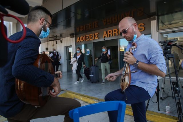Η Ελλάδα «άνοιξε» τις πύλες της