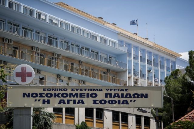 Τρία ύποπτα κρούσματα, ένα στο Παίδων