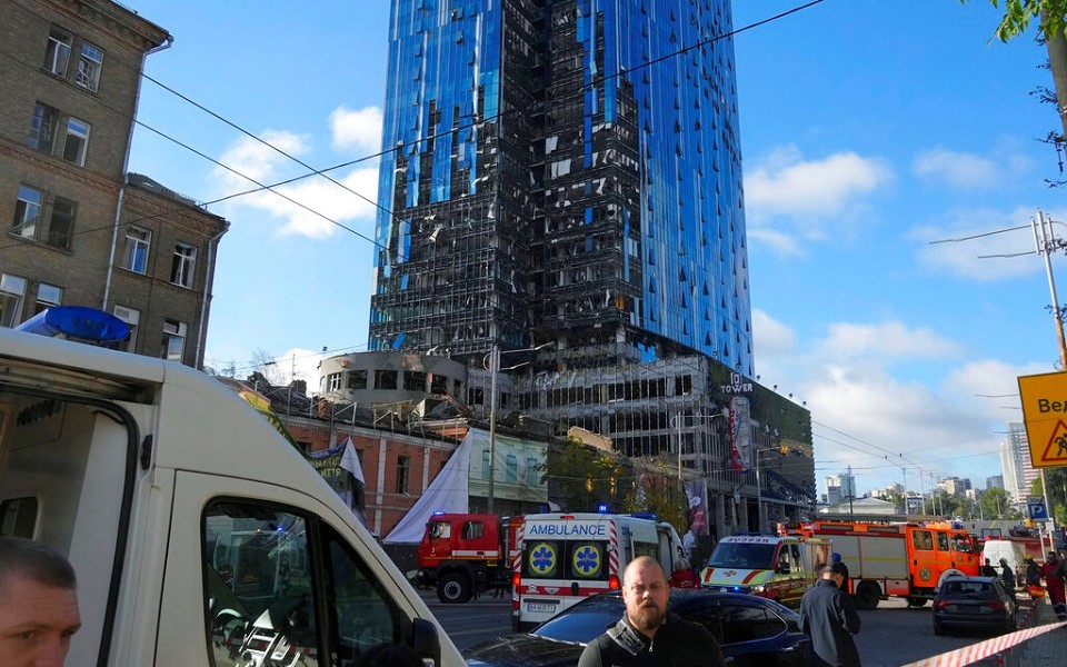 Πάνω από 8.300 άμαχοι έχασαν τη ζωή τους σε εννιά μήνες