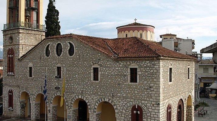 Σε απολογία πρώην αρχιμανδρίτης για τις χαμένες εικόνες