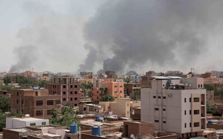 Συνεχίζονται οι μάχες στο Σουδάν