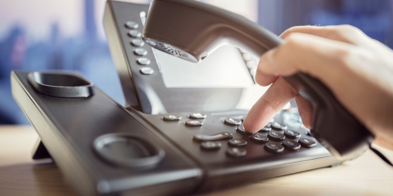 Χιλιάδες τηλέφωνα “νέκρωσαν” στον Βόλο