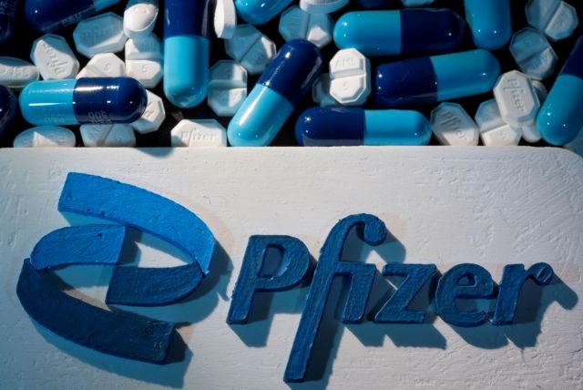 Σε συνομιλίες με 90 χώρες η Pfizer για το χάπι