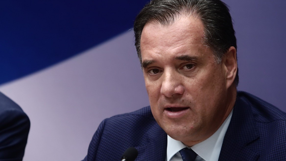 Τέμπη: Πυρ ομαδόν κατά Άδωνι για τις δηλώσεις του