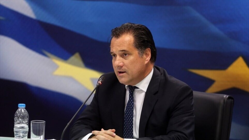 «Κουράστηκα! Δεν θέλεις να εμβολιαστείς; Μη σώσεις!» [βίντεο]