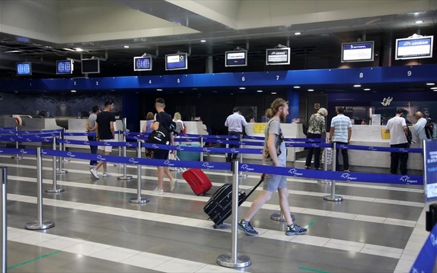 Μείωση 93% της επιβατικής κίνησης στα ελληνικά αεροδρόμια