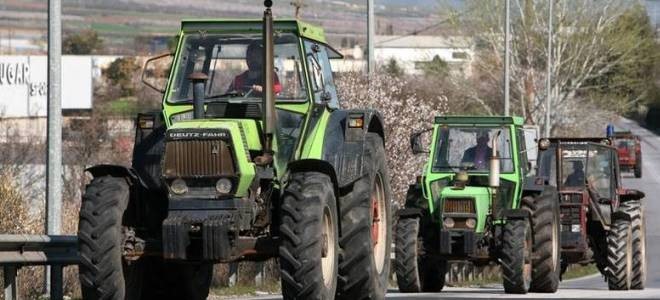 Τρακτέρ σήμερα σε τρία σημεία στη Θεσσαλία