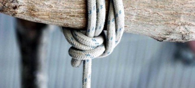 Άνδρας βρέθηκε κρεμασμένος