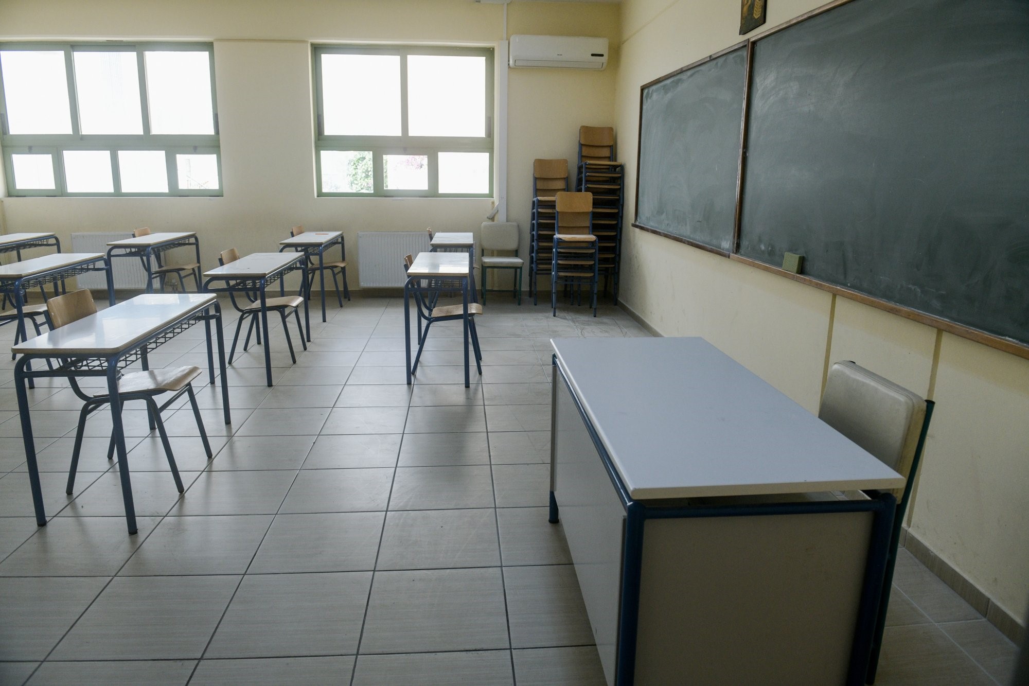 Ζητούν μείωση της ύλης για τους μαθητές της Θεσσαλίας