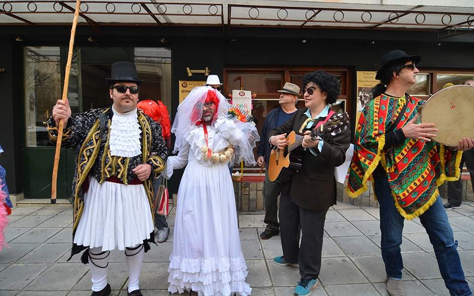 Κάλεσμα για την αναβίωση των μπουλουκιών