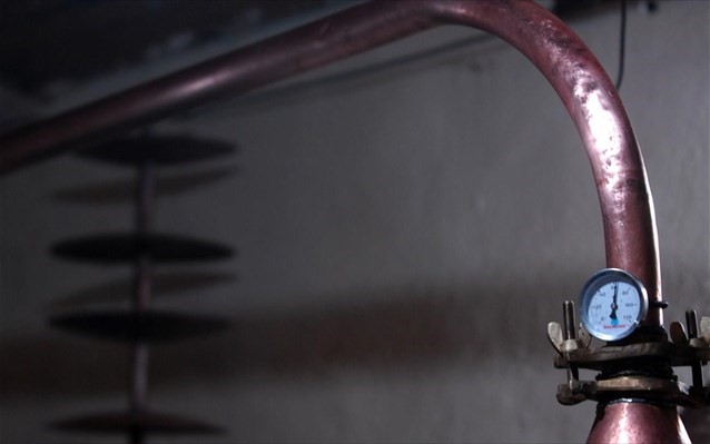 Κατάσχεση 12,5 τόνων παράνομου τσίπουρου