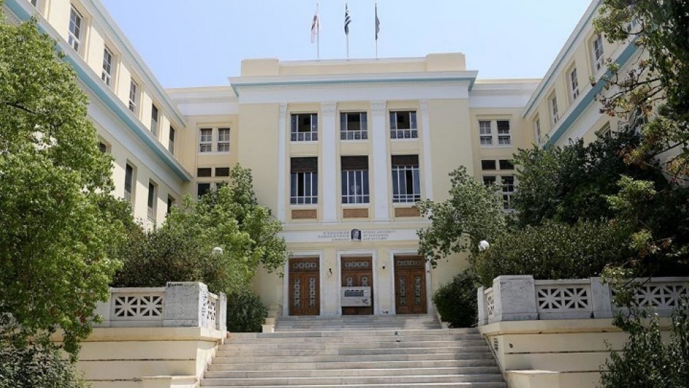 Επίθεση κουκουλοφόρων στην ΑΣΟΕΕ 