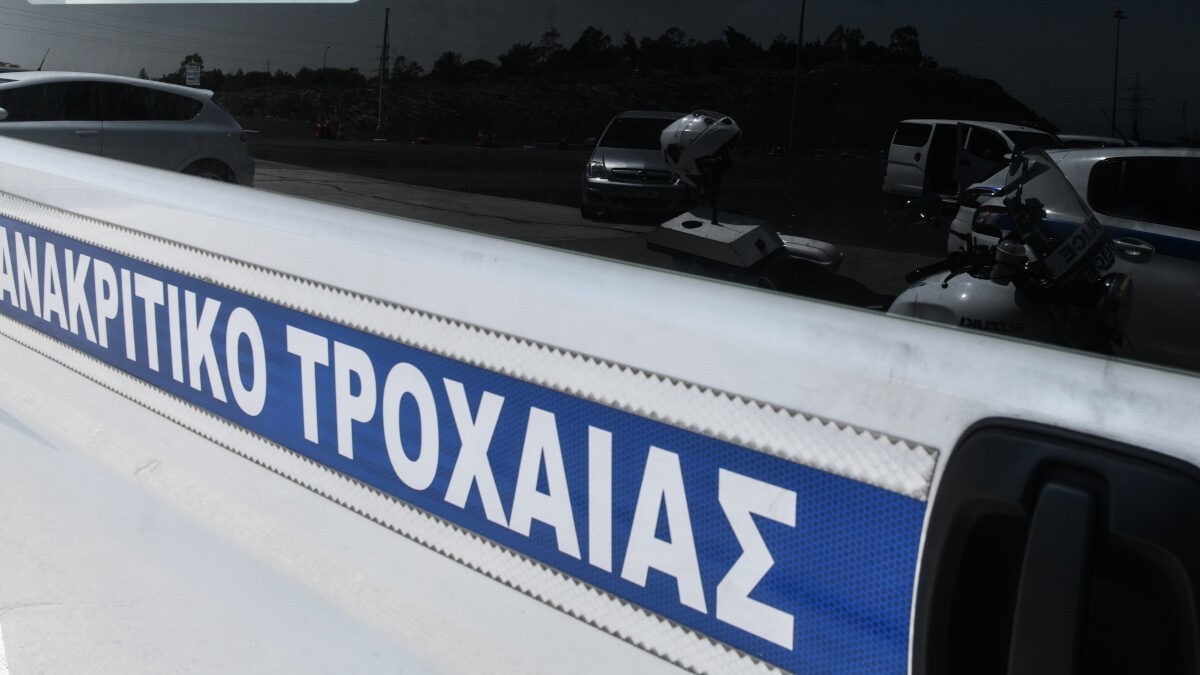 Λάρισα: Μετά από γλέντι έπεσε σε κολόνα