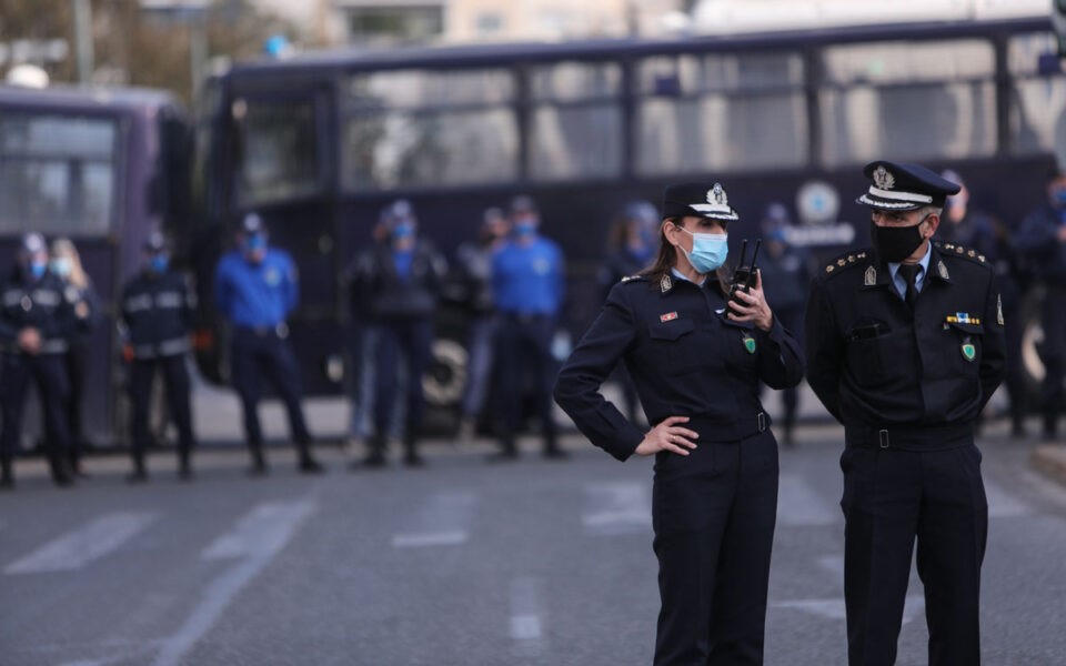 Περισσότεροι από 5.500 αστυνομικοί στους δρόμους