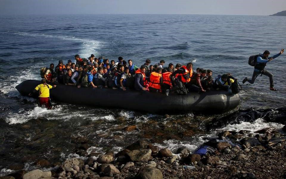 Πρώτη βάρκα με 27 πρόσφυγες τον Ιούλιο