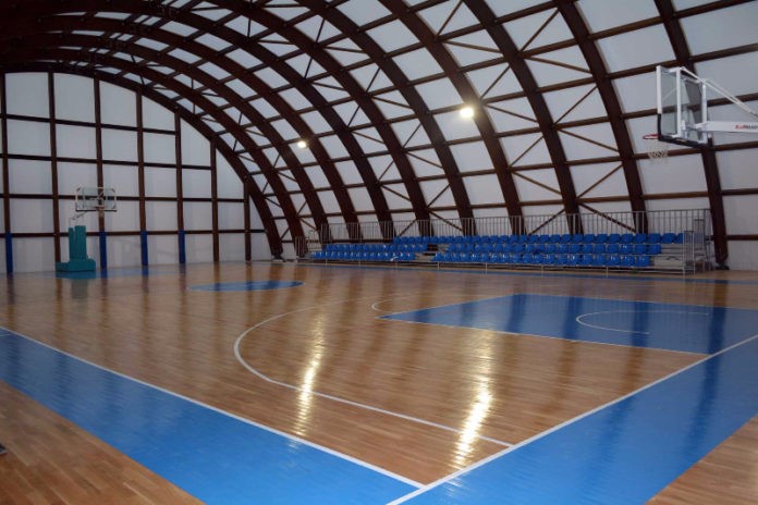 Προχωρά η ανακαίνιση του γηπέδου μπάσκετ