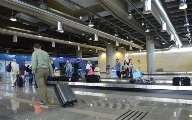 Από το Παρίσι η πρώτη διεθνής πτήση της νέας σεζόν